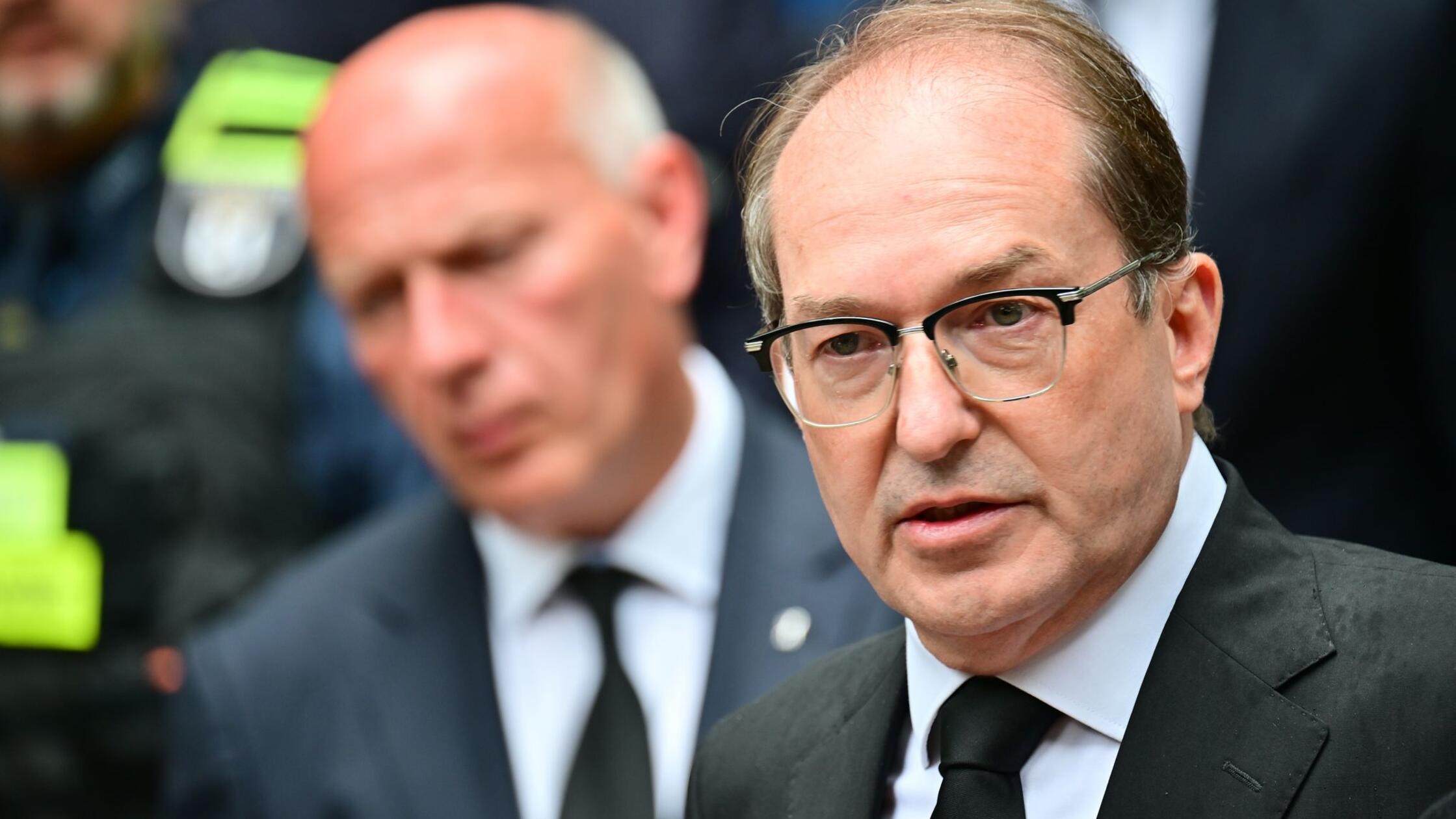 Alexander Dobrindt (CSU, r), Bundesinnenminister, 