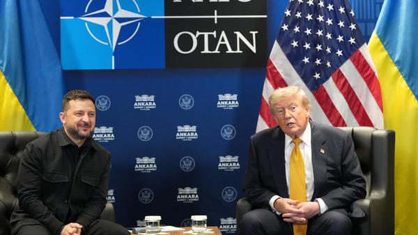 US-Präsident Donald Trump trifft sich am Rande des