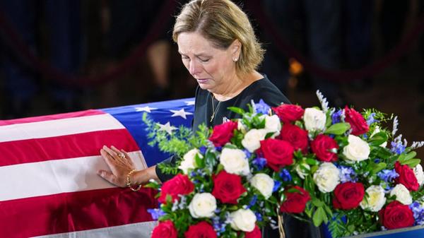 Senatorin Darline Graham, die Schwester des versto