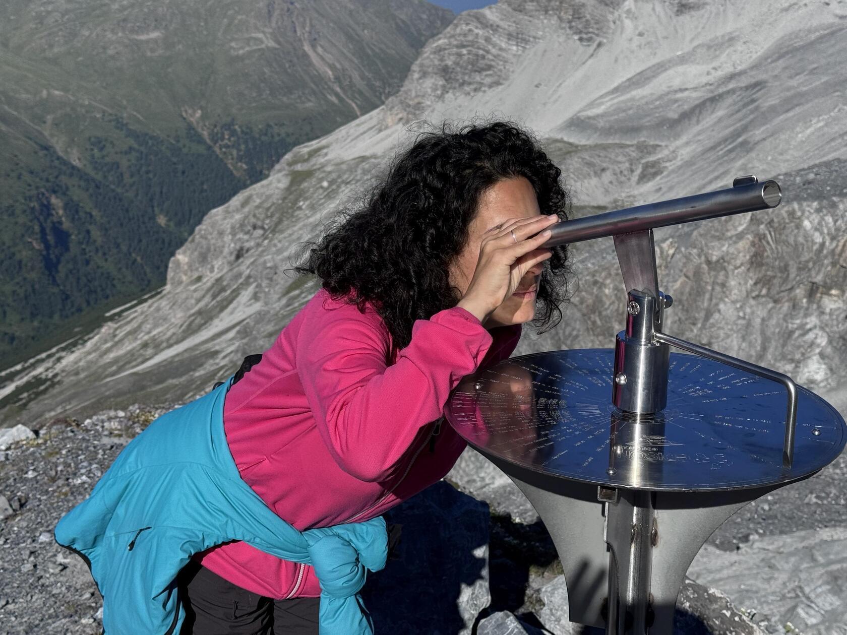 Die Aussicht auf über 3000 Meter hohe Gipfel im Nationalpark Stilfserjoch ist hervorragend.