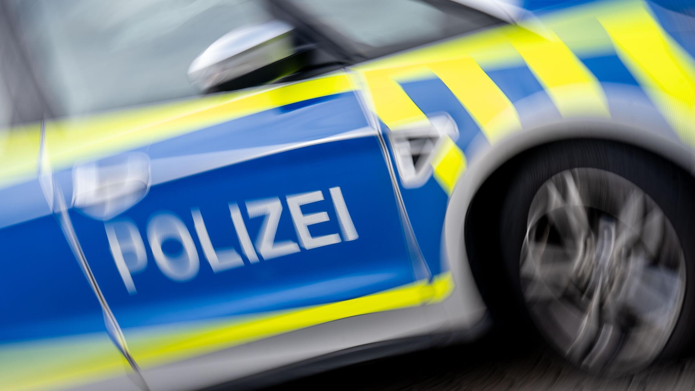 Durch mehrere Ortschaften in Franken: Mann liefert sich wilde Verfolgungsjagd mit der Polizei