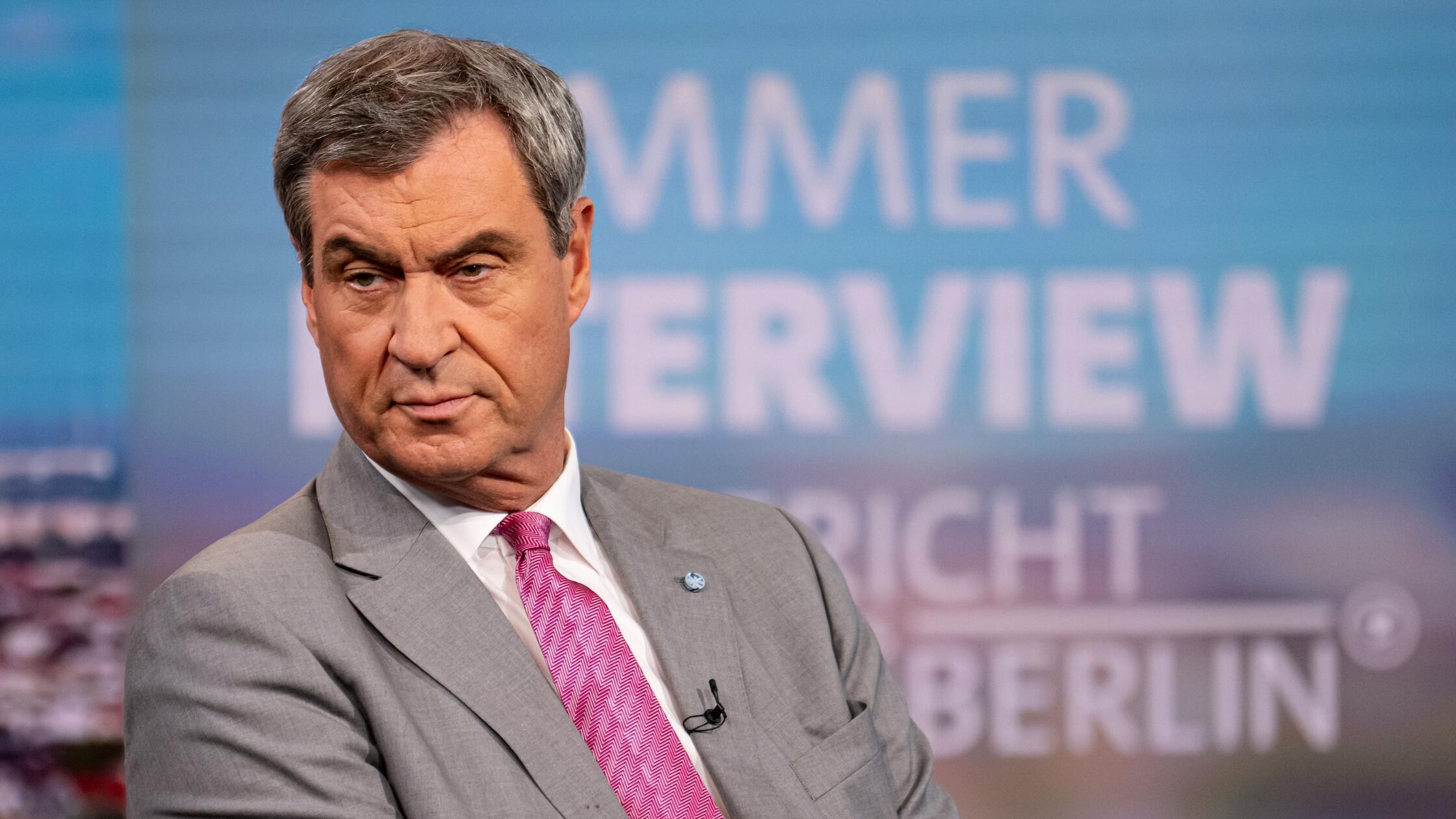 02.08.2026, Berlin: Markus Söder, Bayerischer Mini