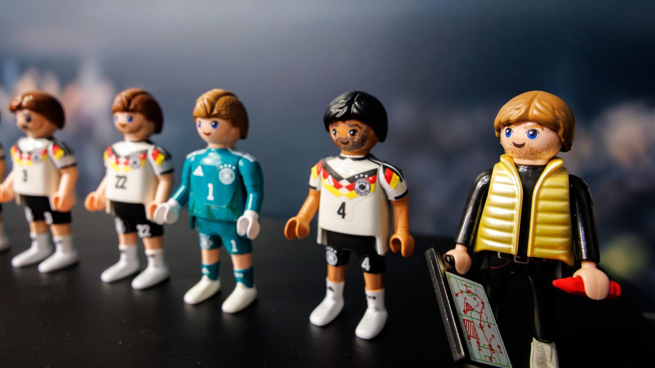 Playmobil-Figuren der deutschen Männer-Fussball-Na