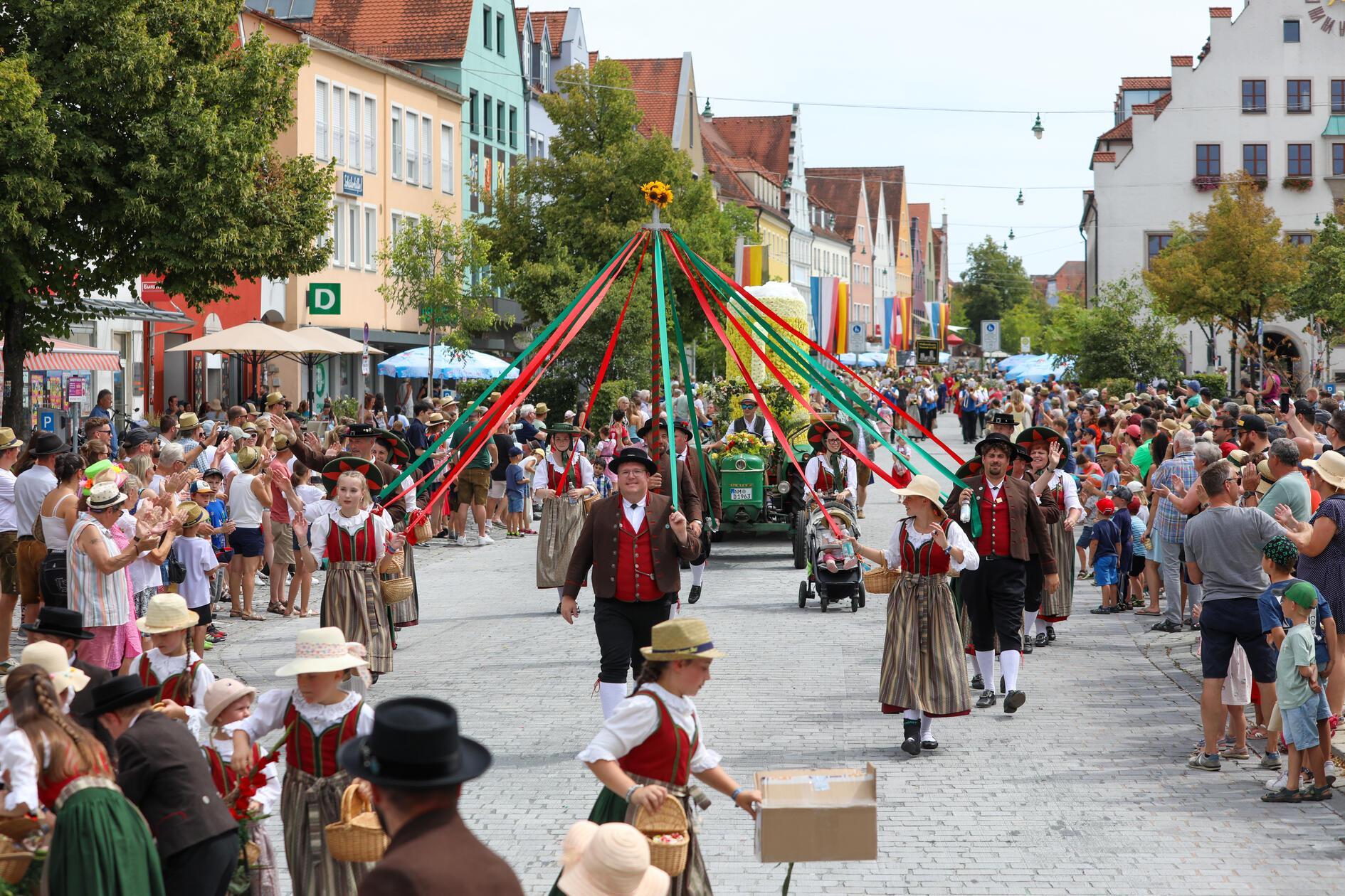 Festzug Jura Volksfest Neumarkt 2026