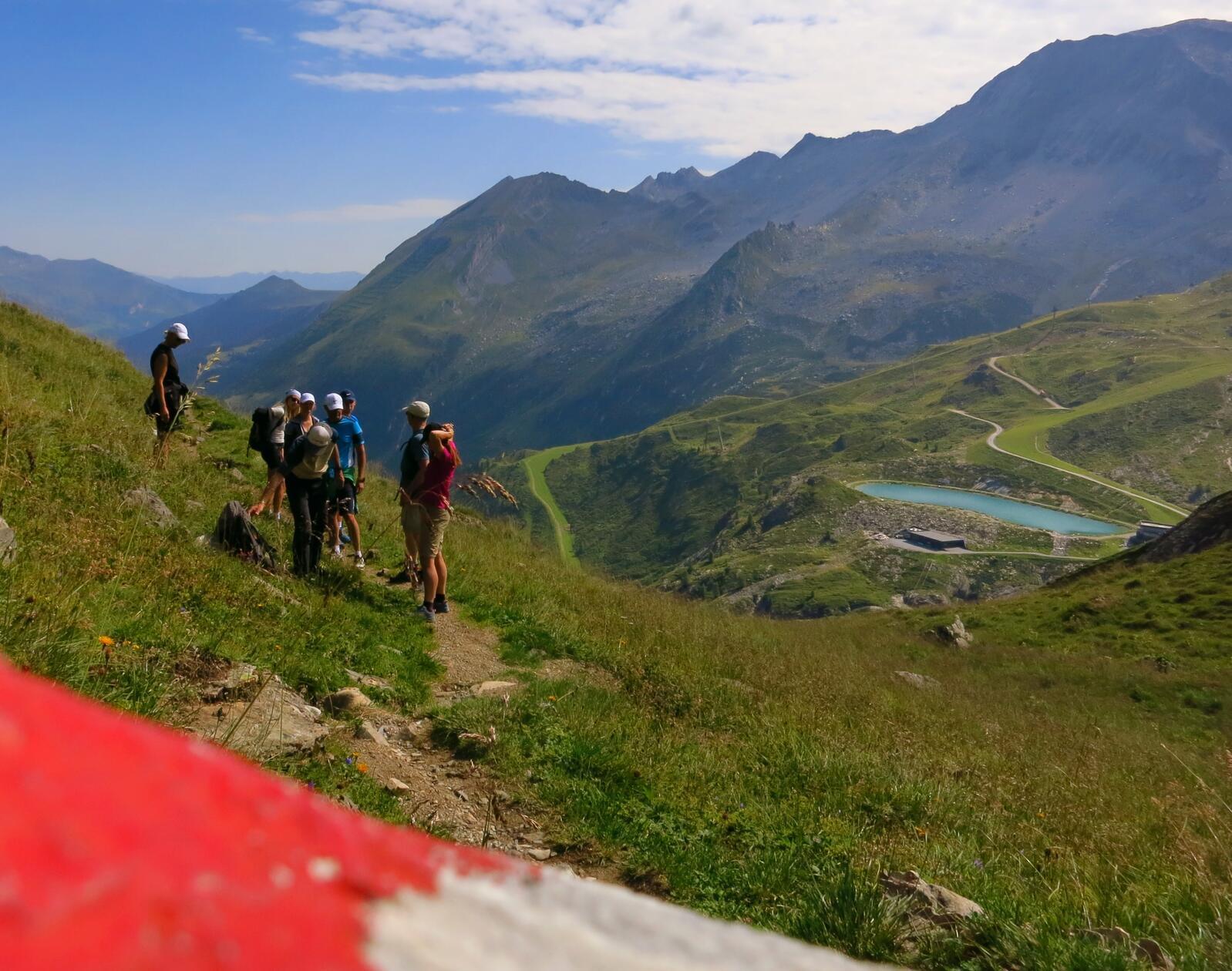 Die Wanderwege auf dem Penken sind gut markiert.
