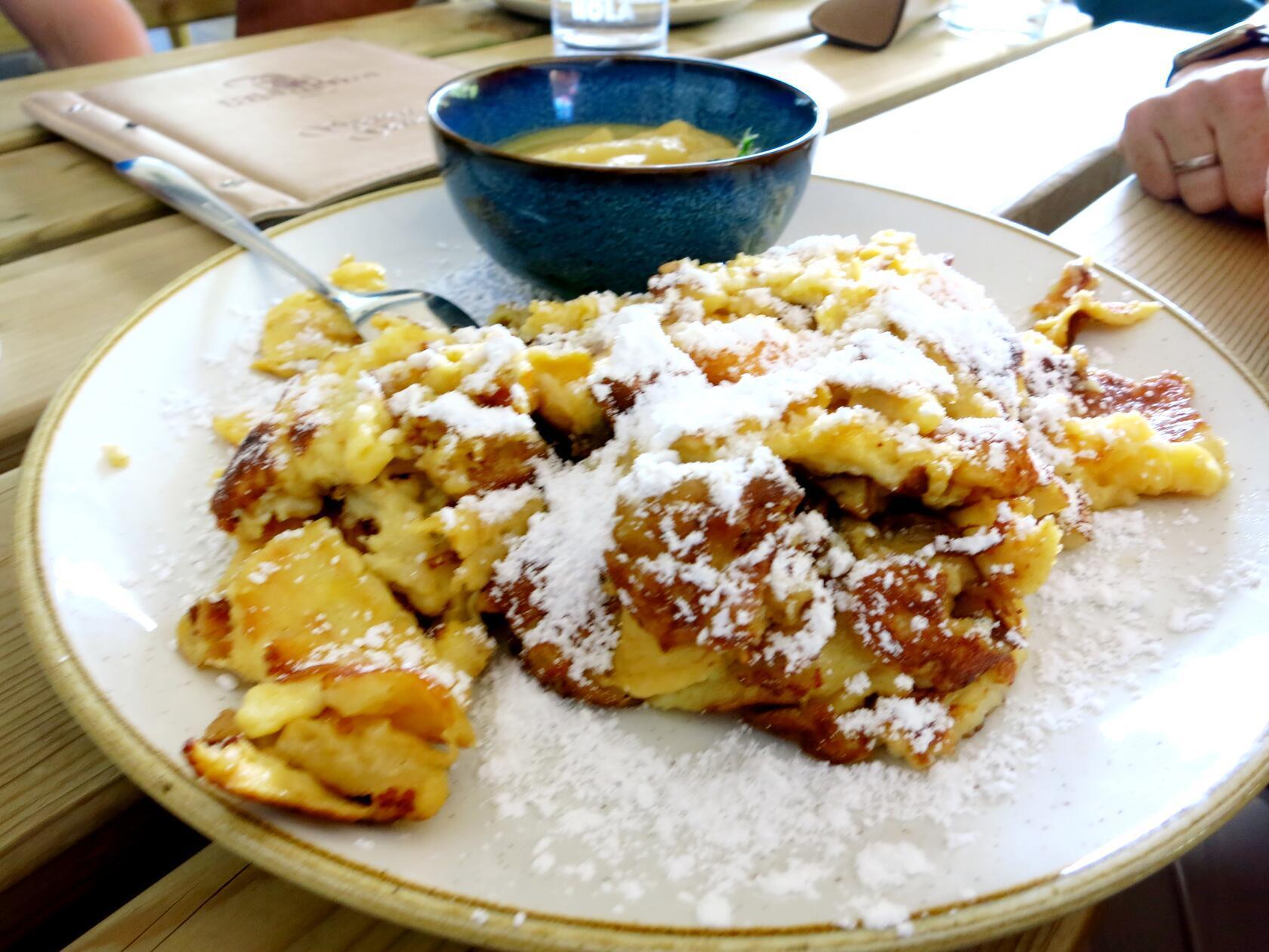 Bei Maria auf der Bichlalm gibt es den besten Kaiserschmarrn.
