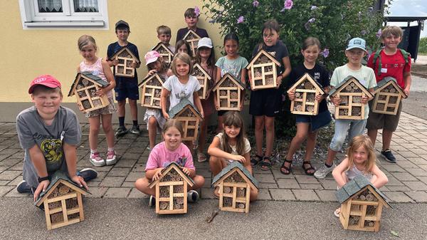 Unser Foto zeigt die Haundorfer Ferienkinder und i