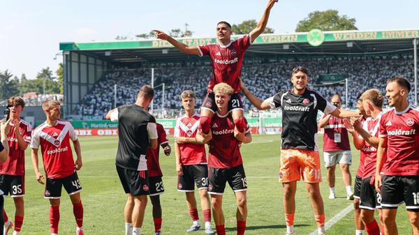 Fußball, Männer: 2. Bundesliga, SpVgg Greuther Für