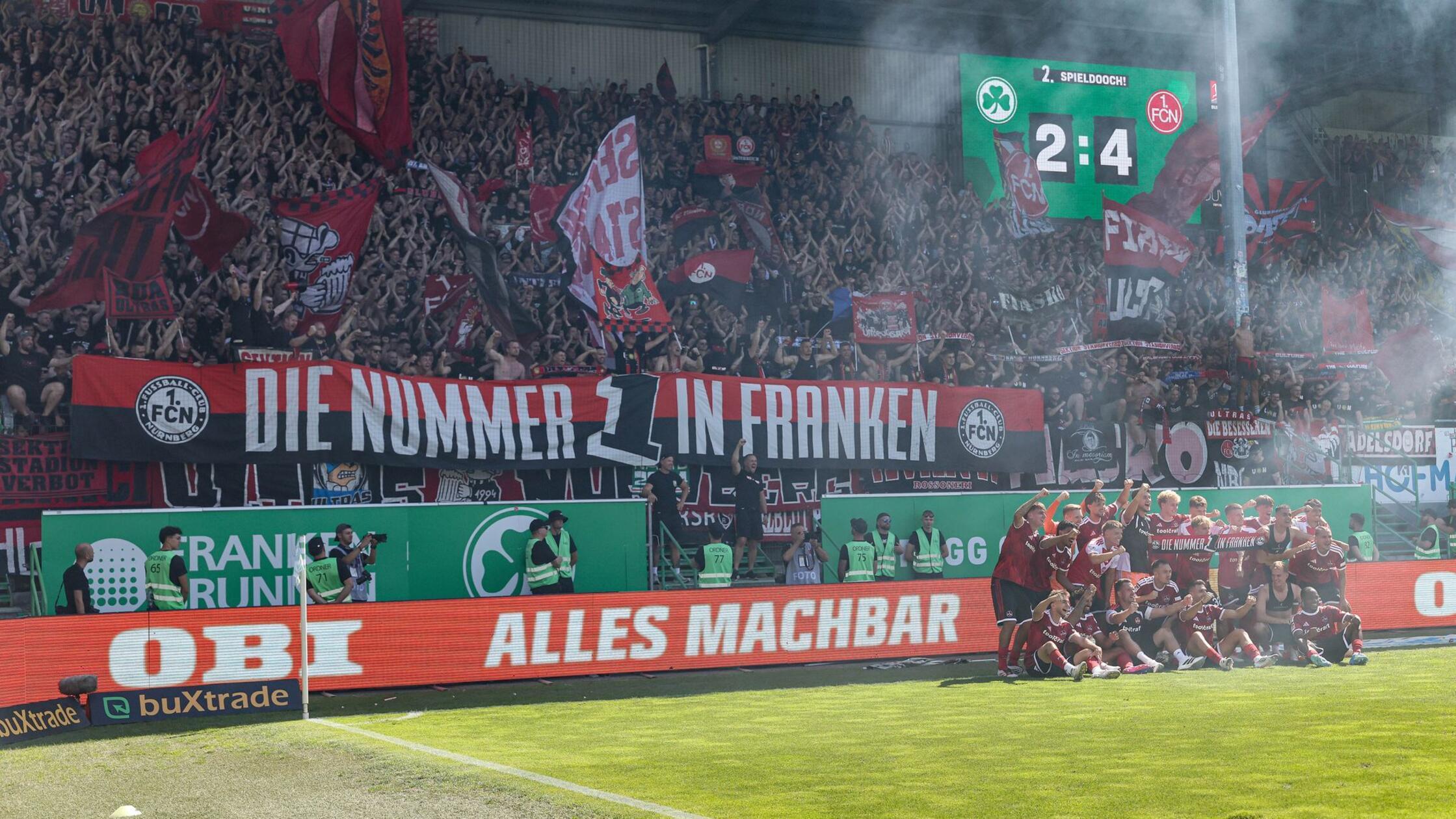 Fußball, Männer: 2. Bundesliga, SpVgg Greuther Für