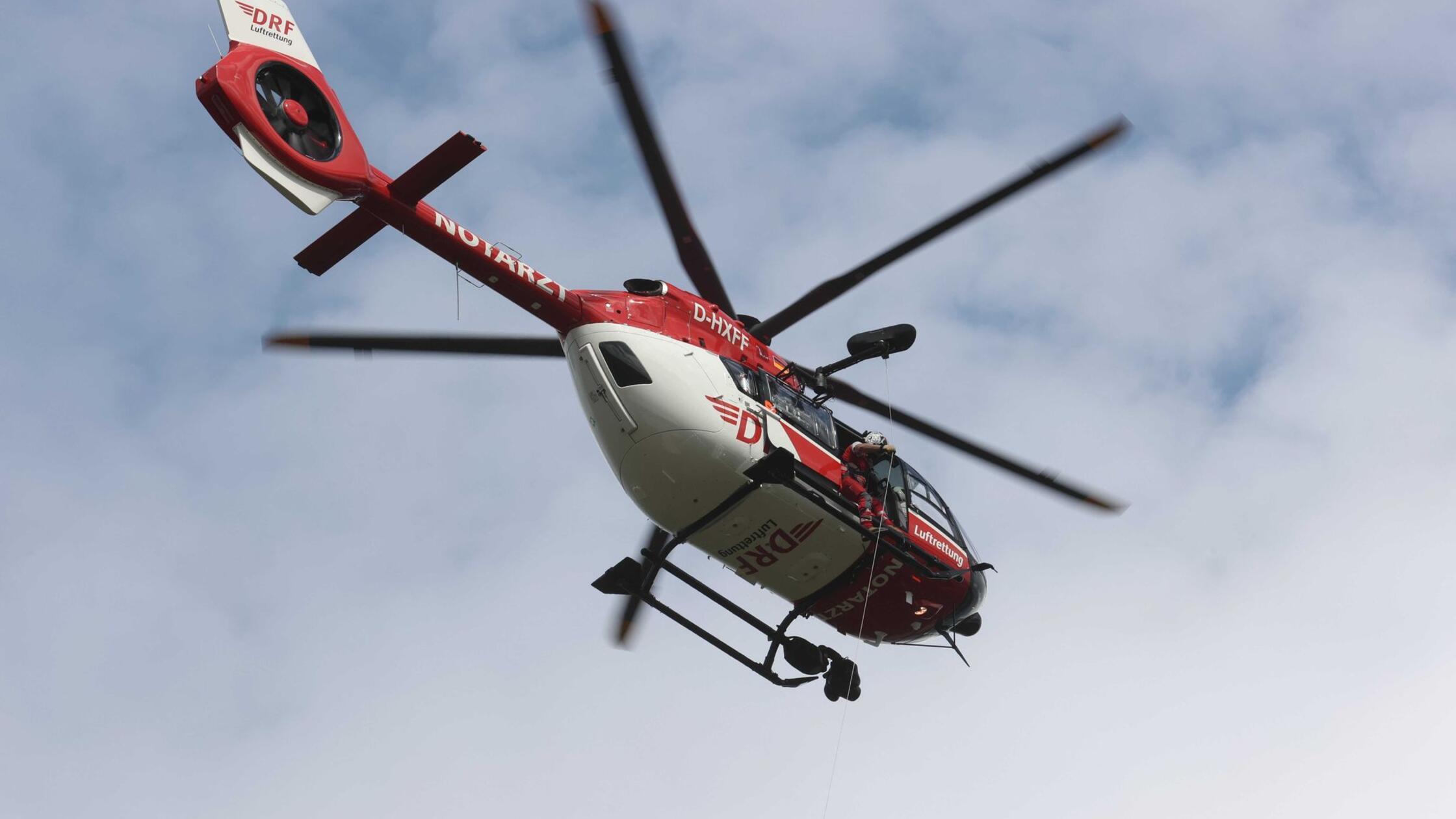 Ein Hubschrauber der DRF Luftrettung. (zu dpa: «Pe
