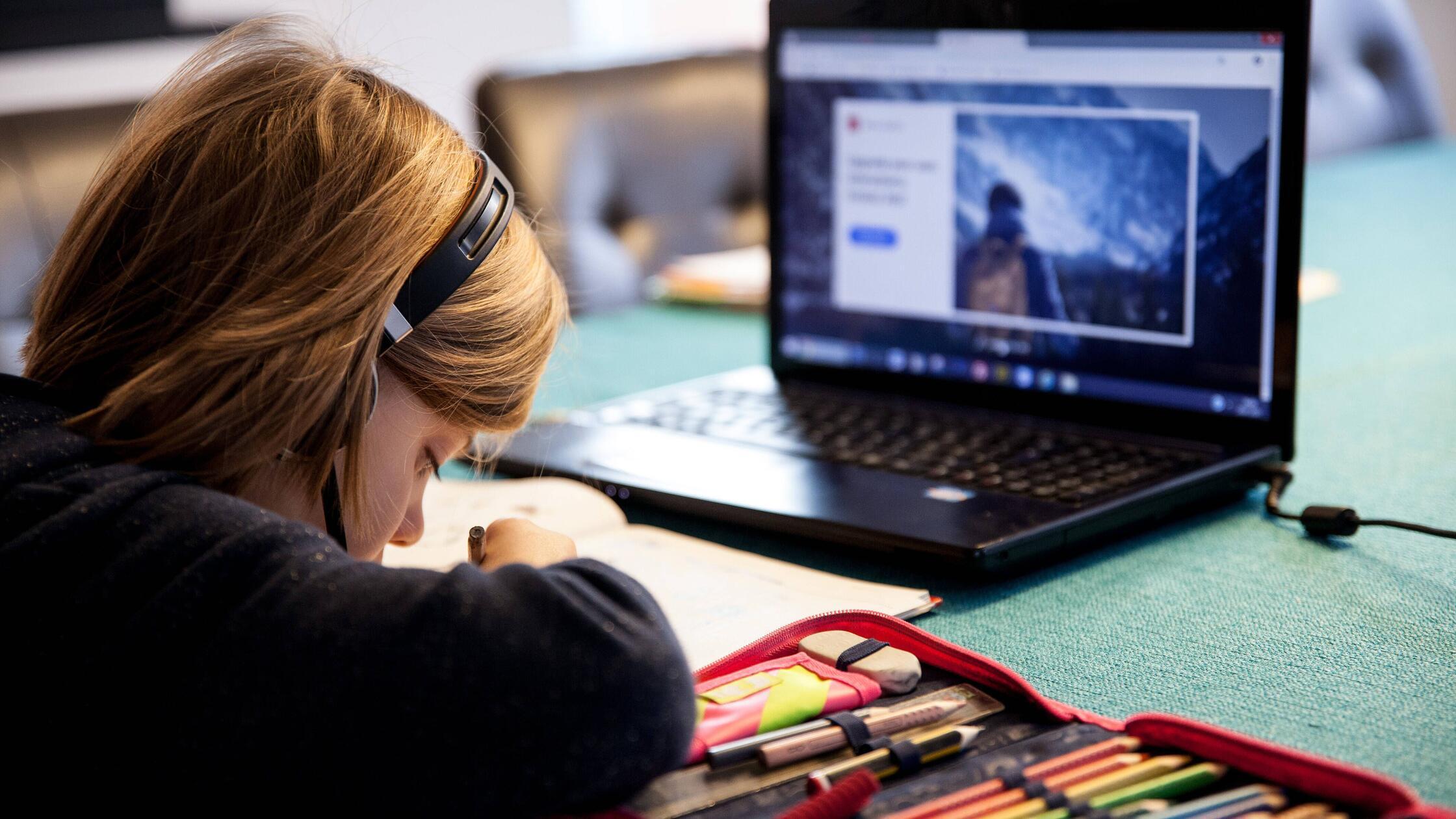Family from Kirchensittenbach charged for homeschooling: Fines and further ...