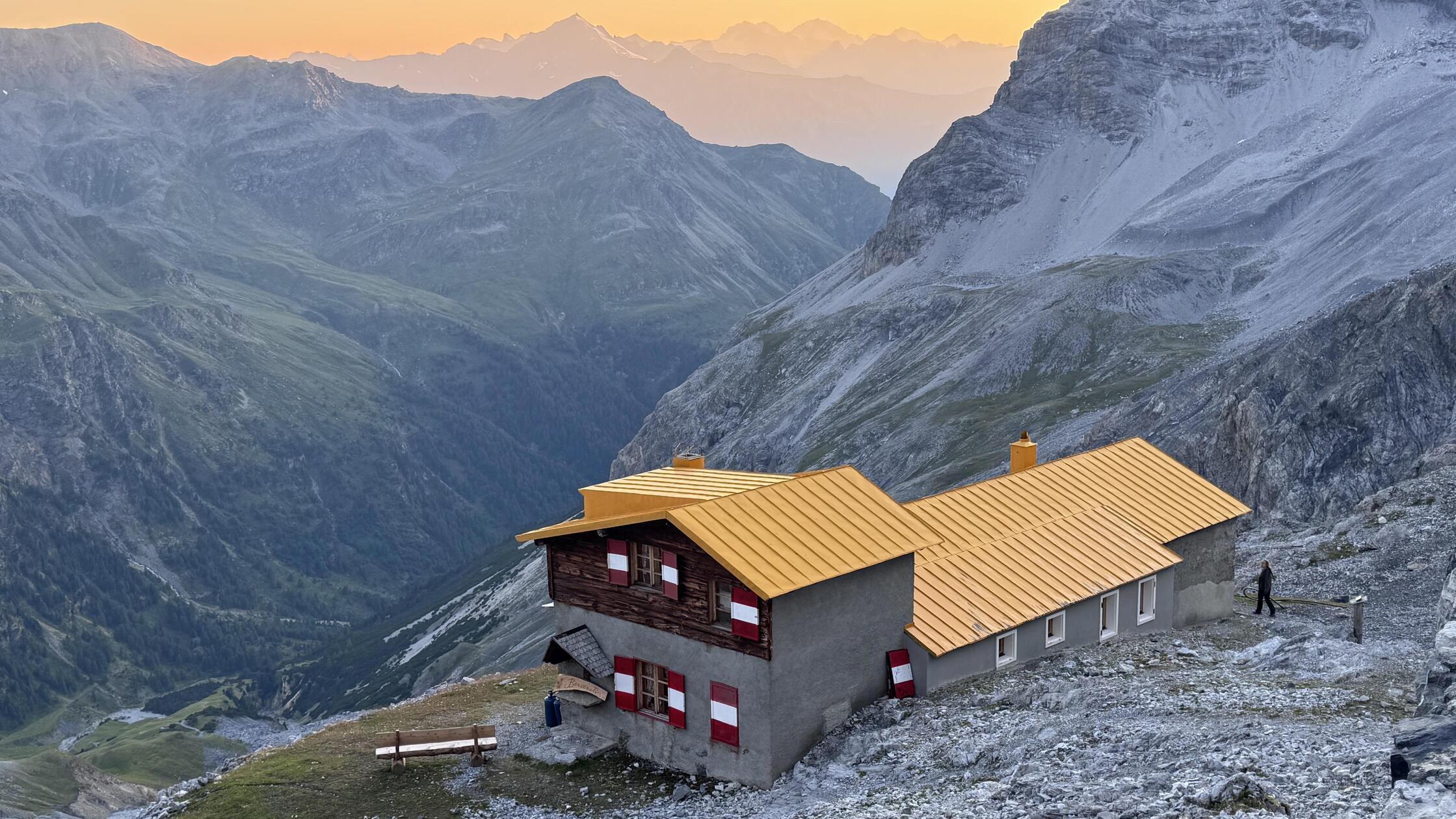 Bormio 10 Rifugio Grau.jpg