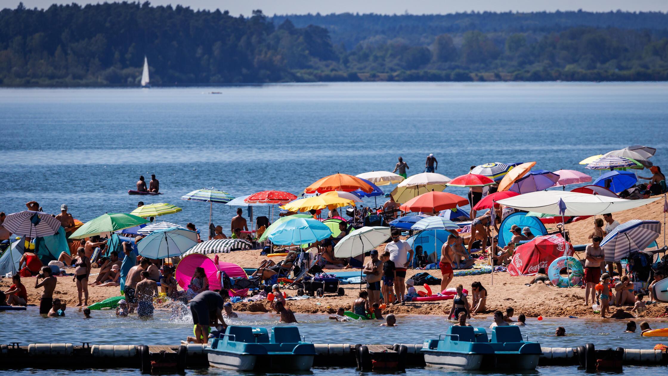 Heißes Sommerwetter am Brombachsee