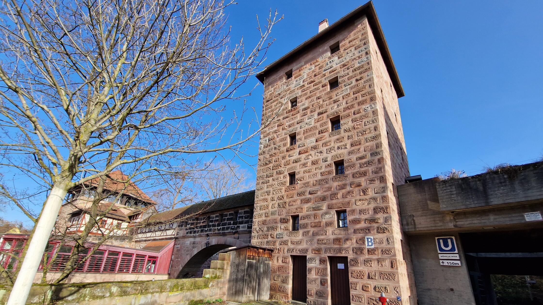 Stadtmauerturm B an der Norishalle