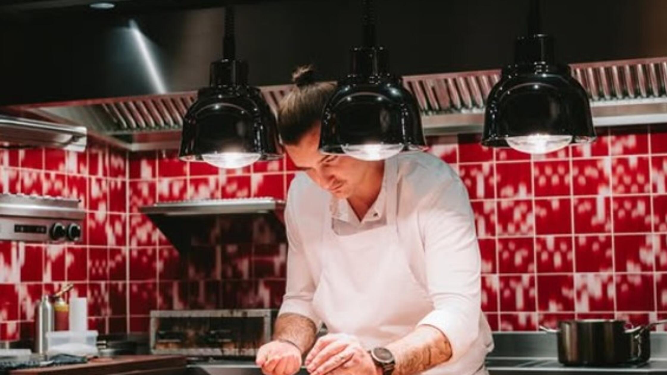 Michelin-Stern weg: Koch aus Bayern will renommierte Gastronomie-Ehrung jetzt zurückkochen
