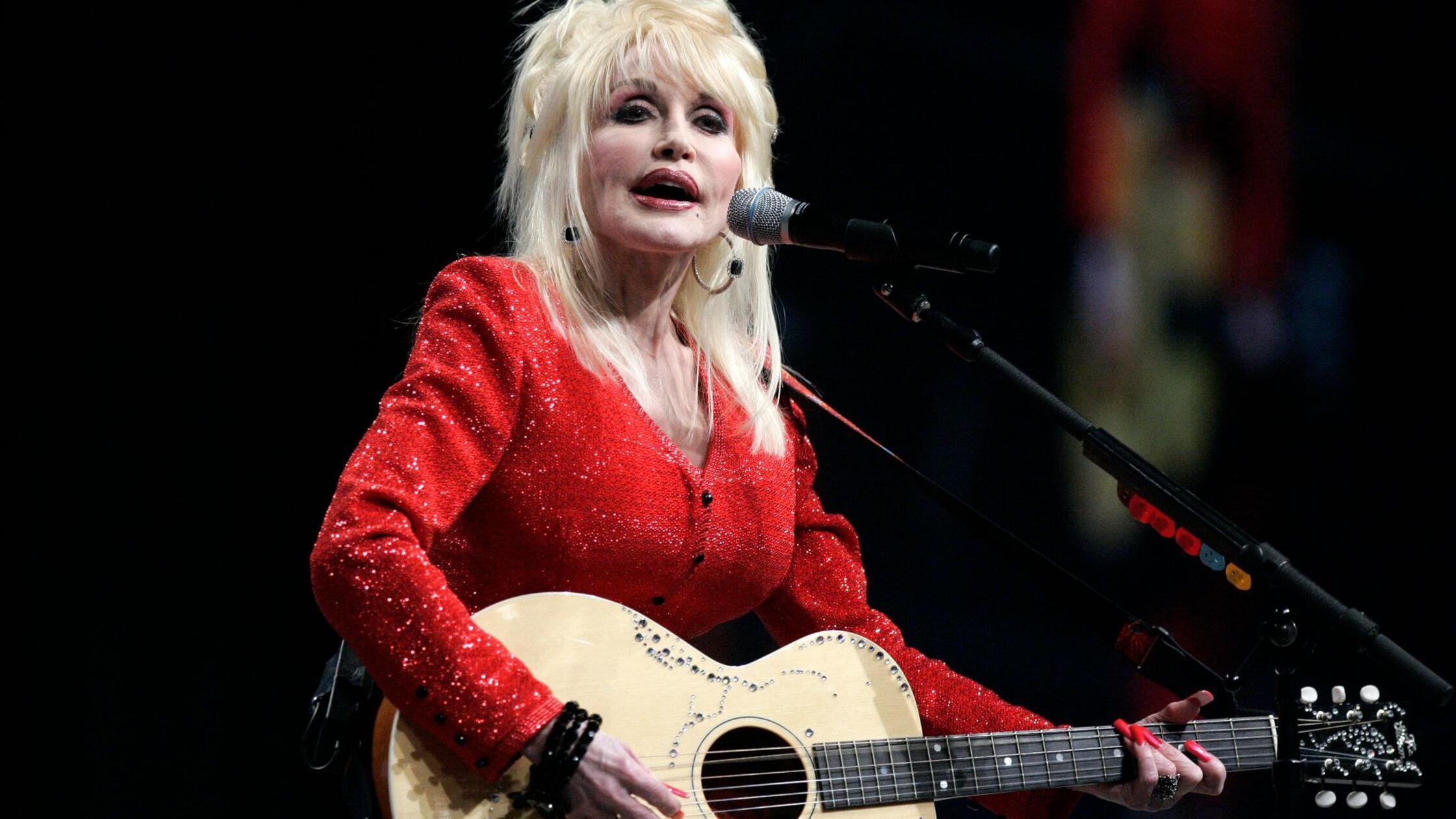 The Queen of Country Music - | Dolly Parton is dead