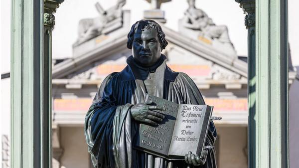 Blick auf das Denkmal für Martin Luther auf dem Ma