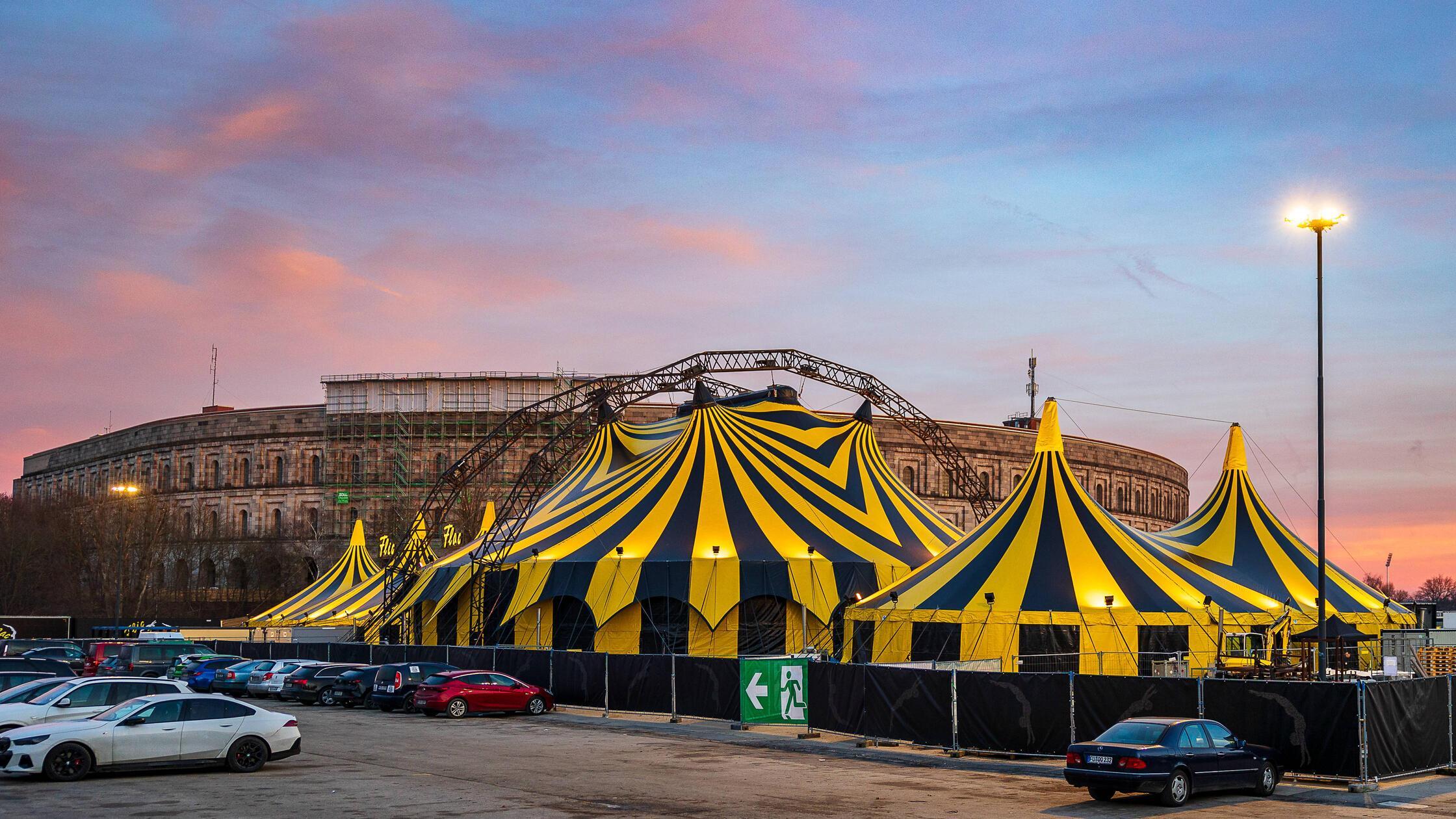 Zirkus Flic Flac auf Volksfestplatz, Nürnberg 01.0