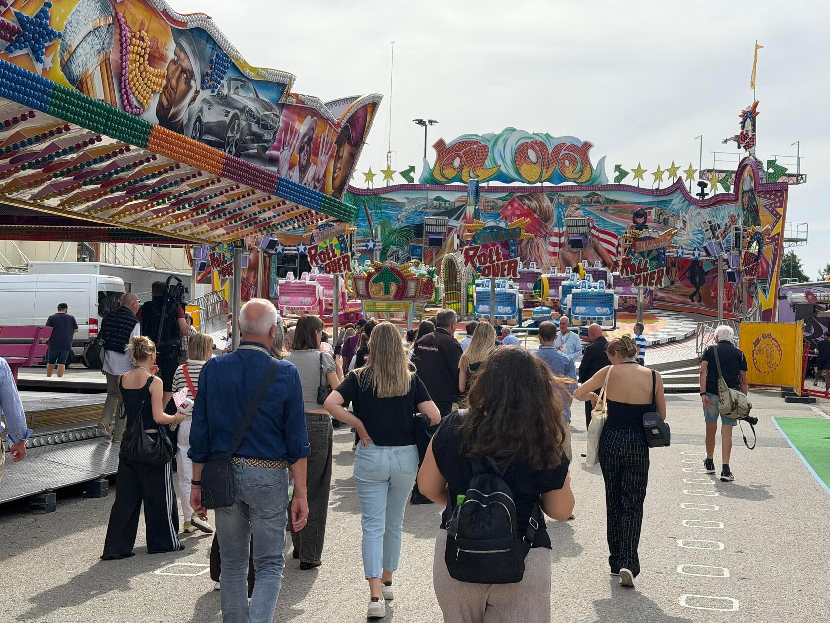 Das Nürnberger Volksfest zählt zu den größten Volksfesten in Bayern und lockt traditionell Hunderttausende Besucher an.