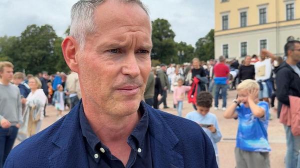 Der Norweger Lars Johannessen trauert am Schlosspl