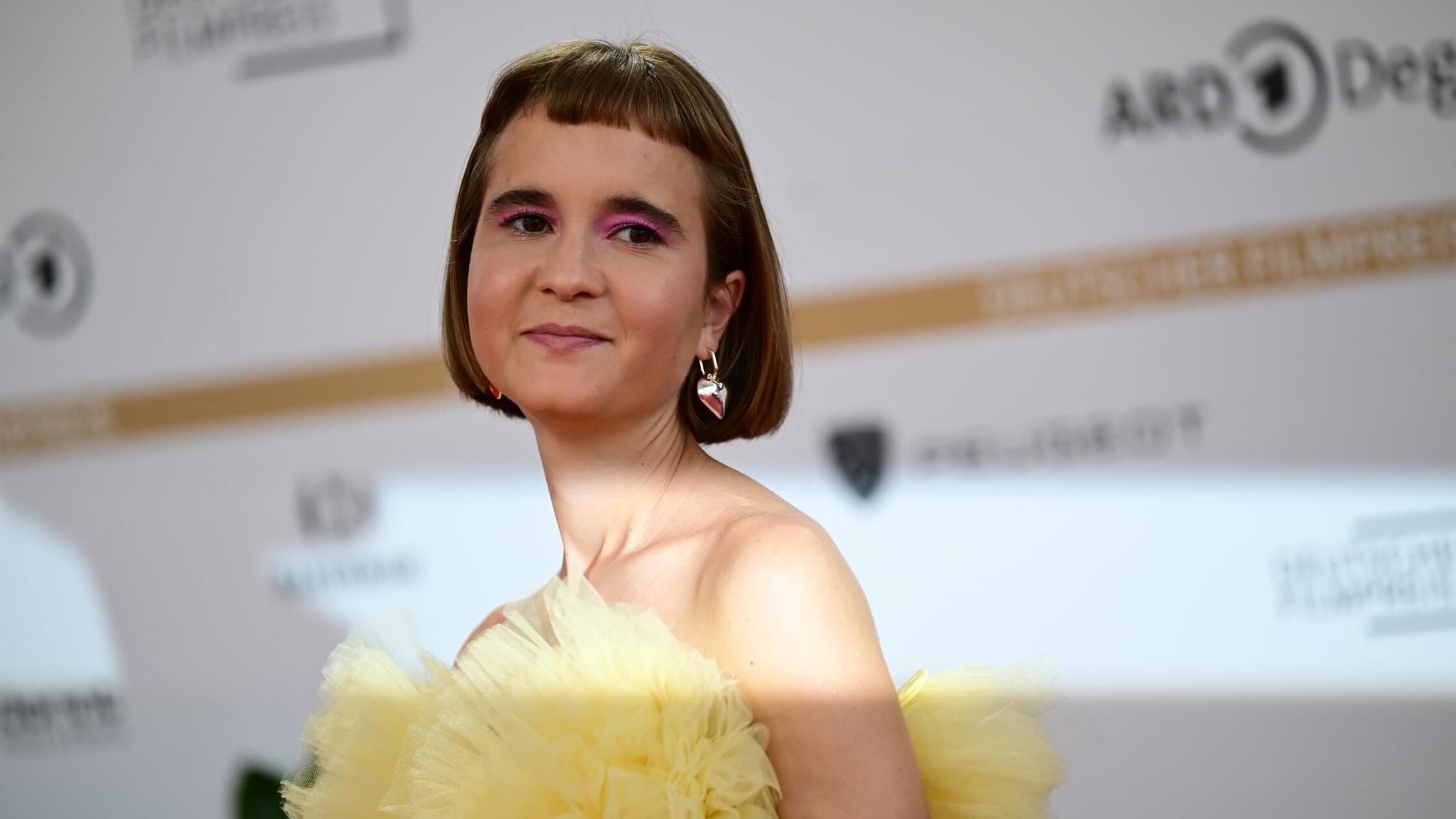 Caroline Wahl, Schauspielerin, trifft zur Verleihu