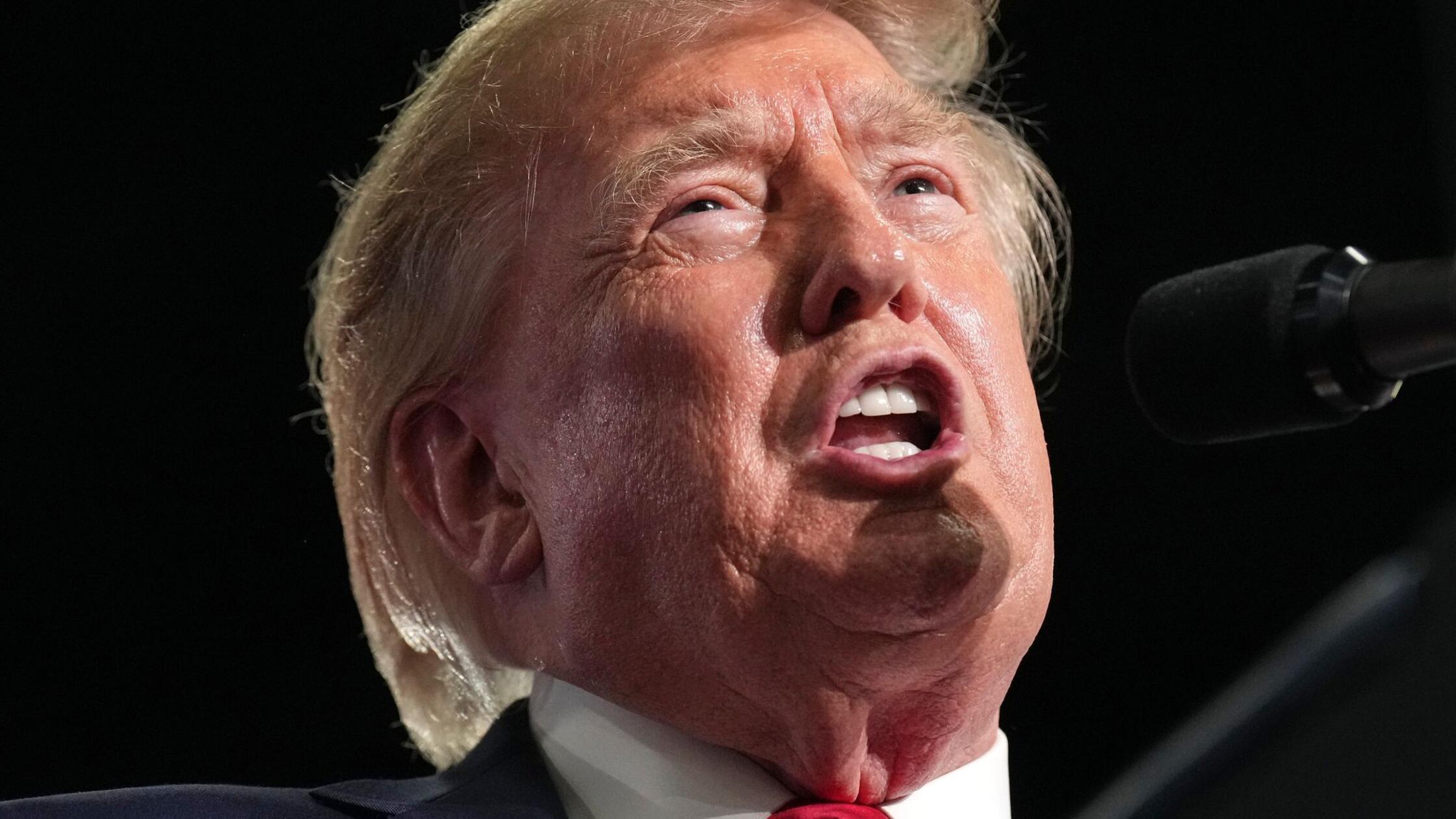 US-Präsident Donald Trump hält im Myrtle Beach Con