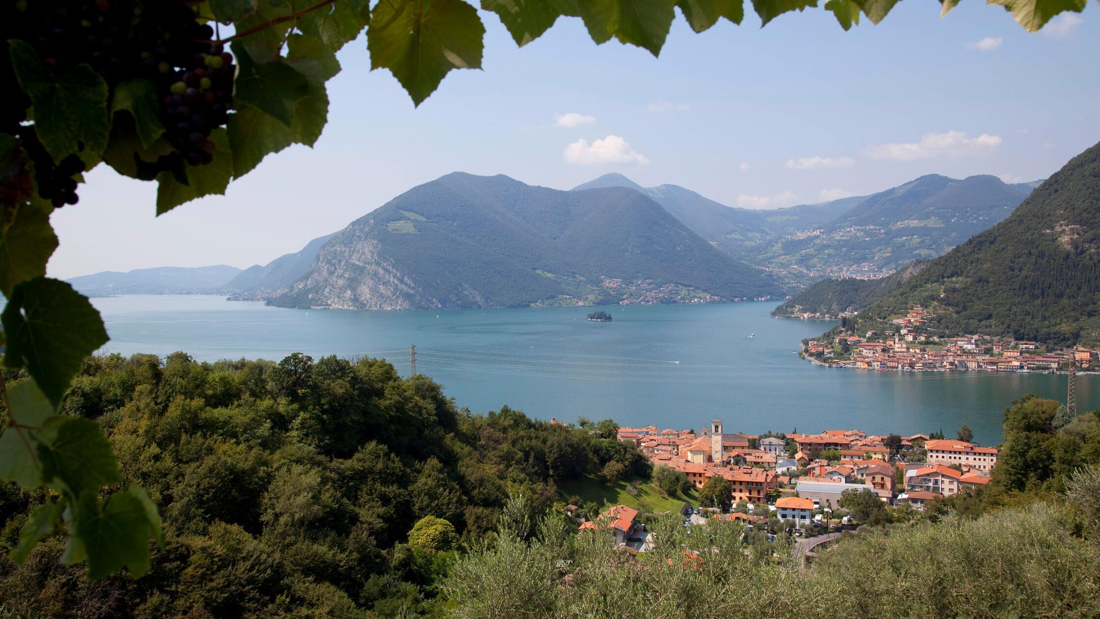 Italy, Lombardy, Lake Iseo, View of Lake..........