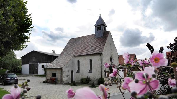 Buckenreuth: Ortsteil von Ebermannstadt, Landkreis Forchheim; rund 120 Einwohner.
