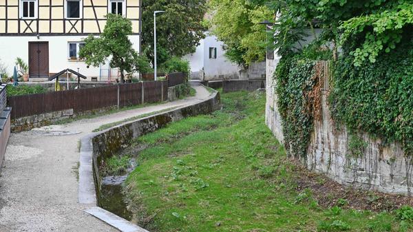 Hetzles: Gemeinde im Landkreis Forchheim; 1379 Einwohner.