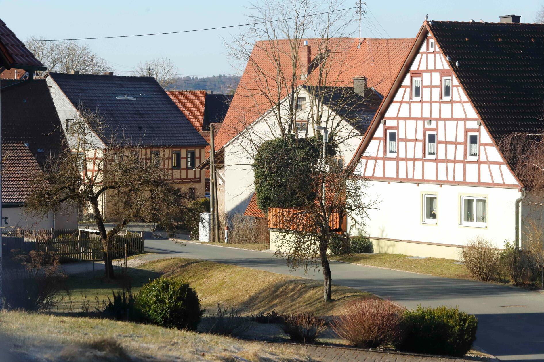 Schoßaritz: Ortsteil des Marktes Hiltpoltstein, Landkreis Forchheim; rund 160 Einwohner.
