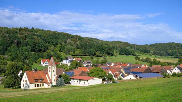 Oberehrenbach: Ortsteil der Gemeinde Leutenbach, Landkreis Forchheim; 283 Einwohner.