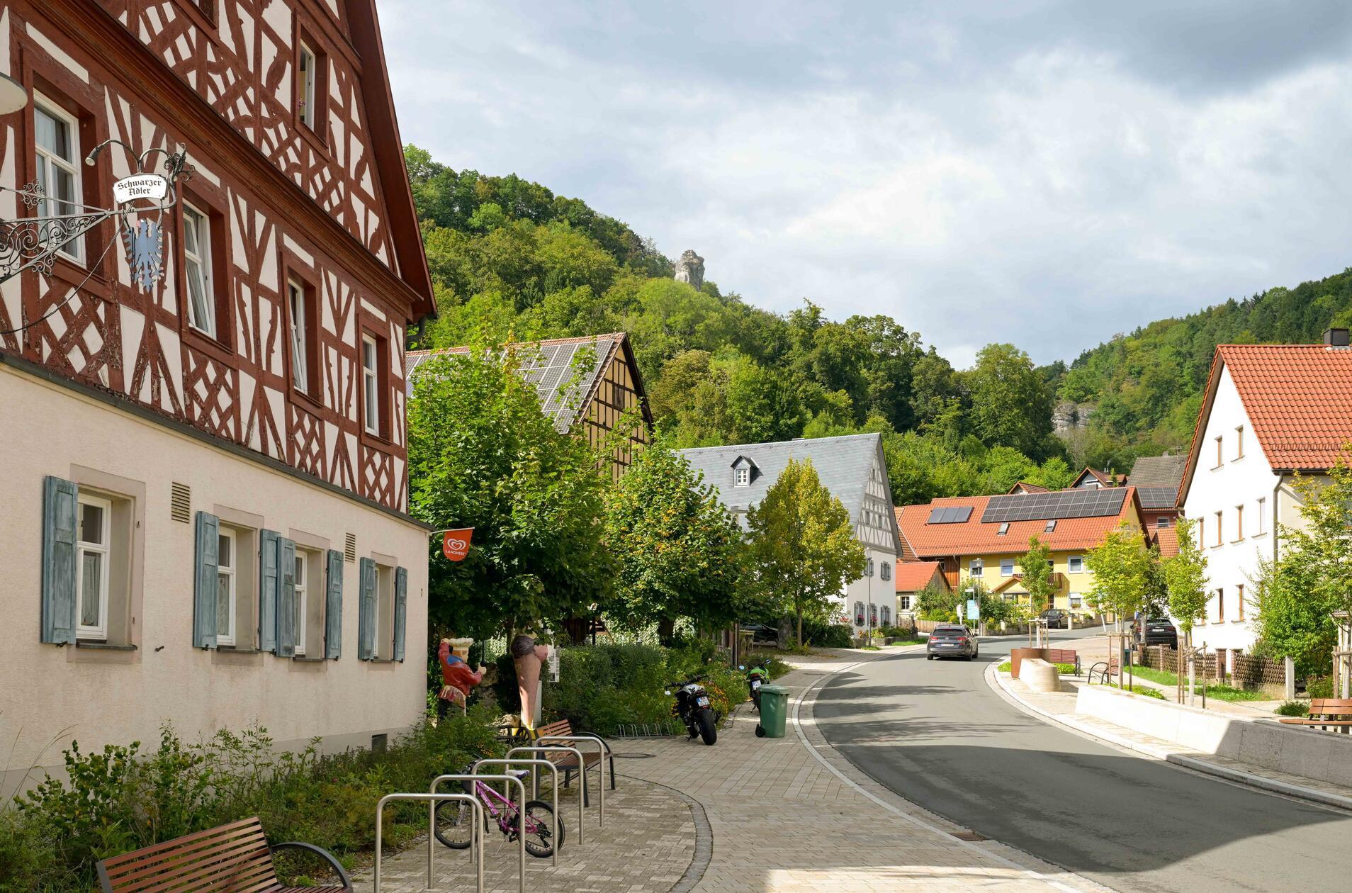 Streitberg: Ortsteil des Marktes Wiesenttal, Landkreis Forchheim; 476 Einwohner.