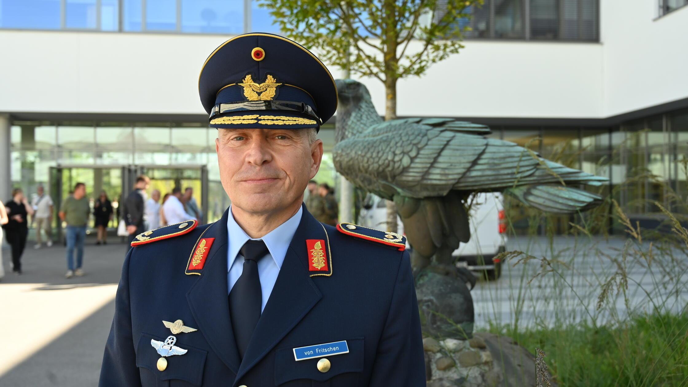 Brigadegeneral Gero von Fritschen verlässt nach gu