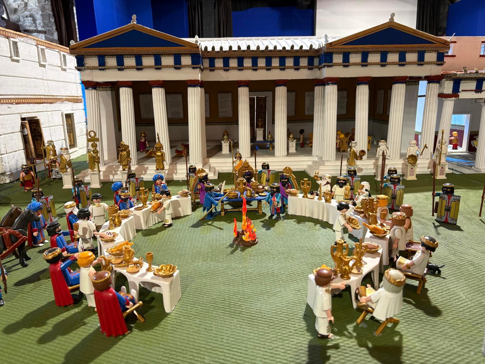 Den Kindern ist langweilig? Dann ab in die Playmobil-Ausstellung (nahe des Fährhafens) auf Thasos. Dort wurde das Leben auf der antiken Insel nachgebildet. Es gibt auch einen Audioguide auf Deutsch.