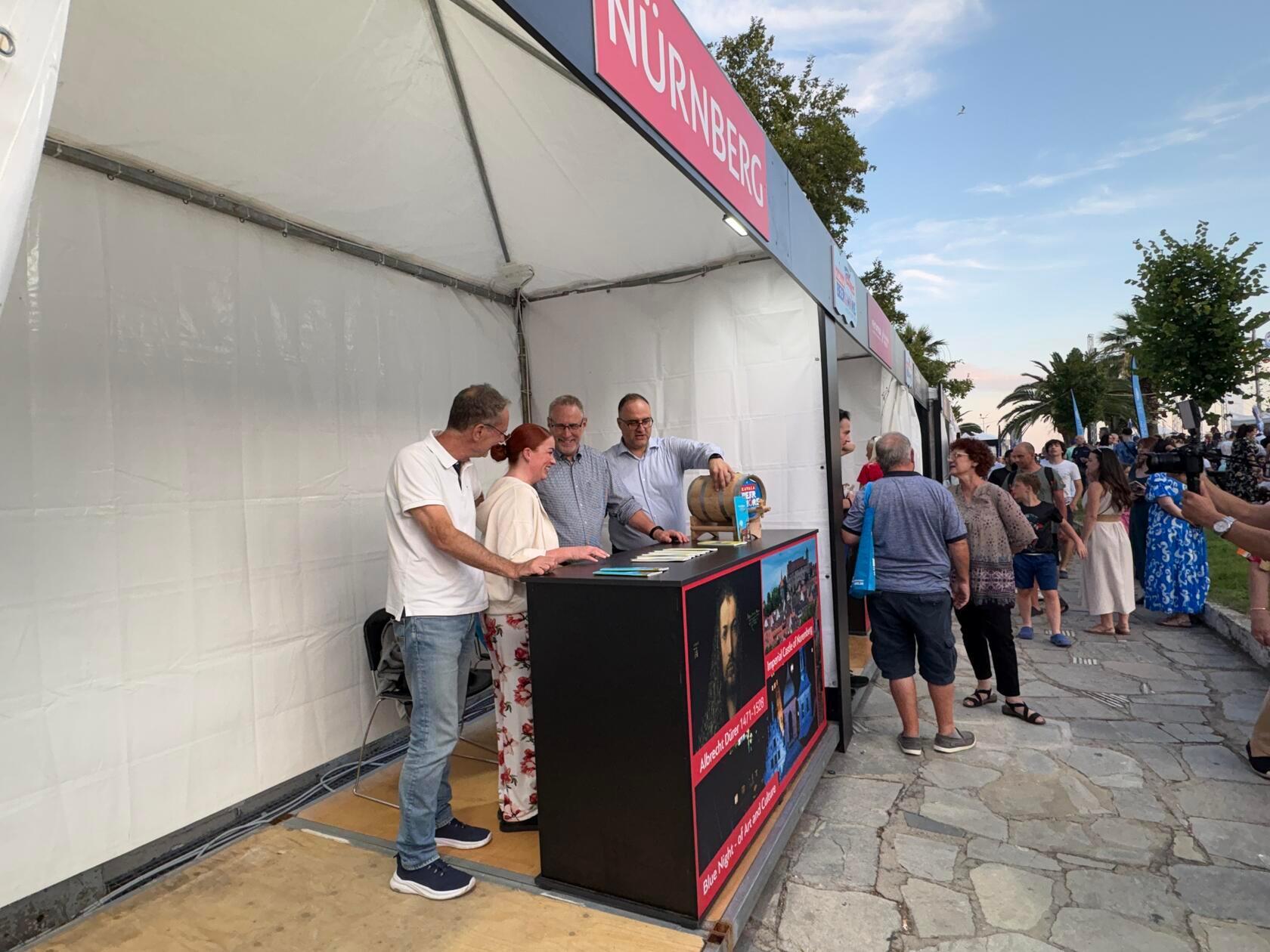 Die Stadt war beim Bierfest auch mit einem Stadt vertreten. 