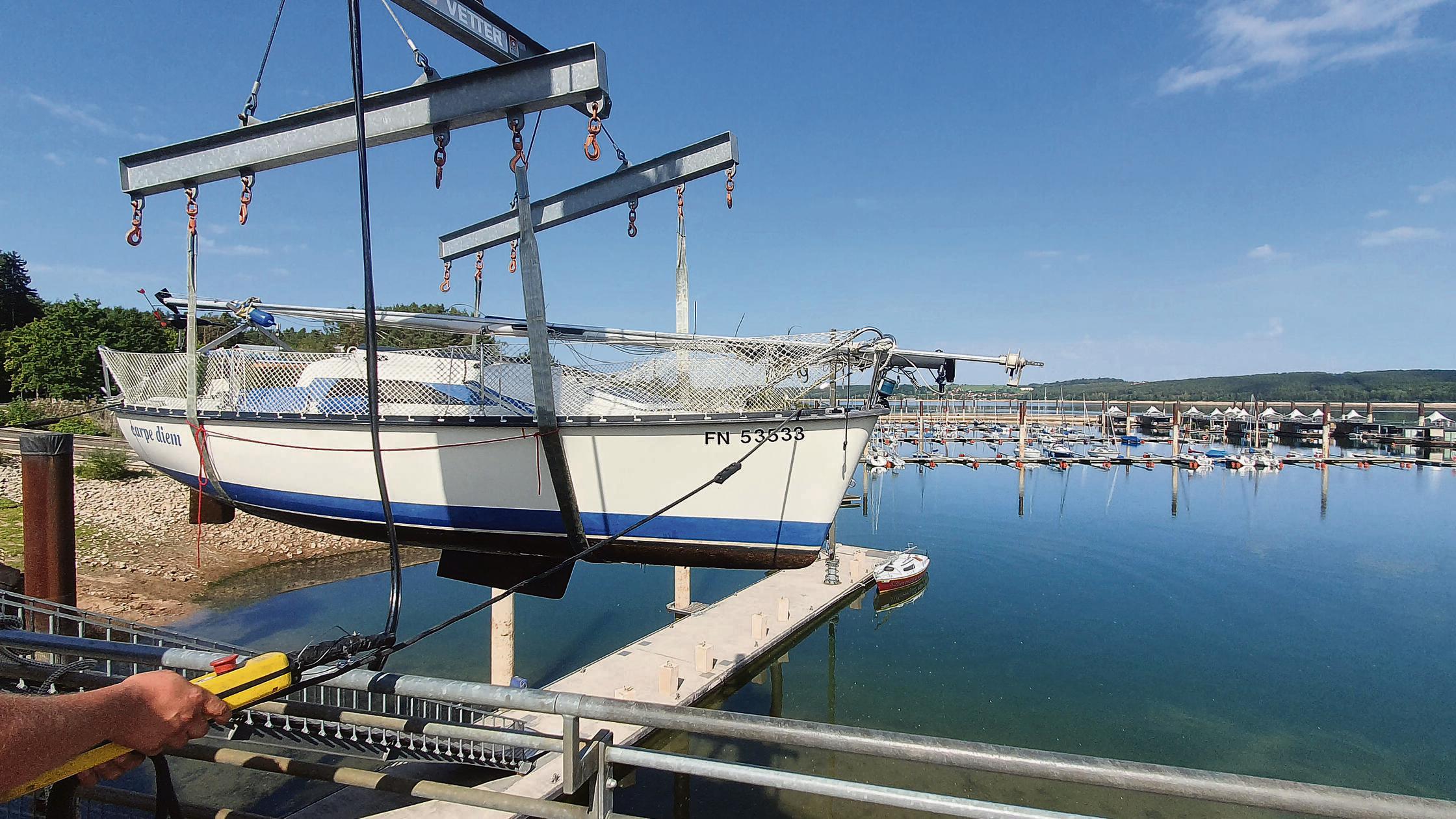 Bereits beendet: Niedrigwasser am Großen Brombachsee sorgt für historisch kurze Segelsaison