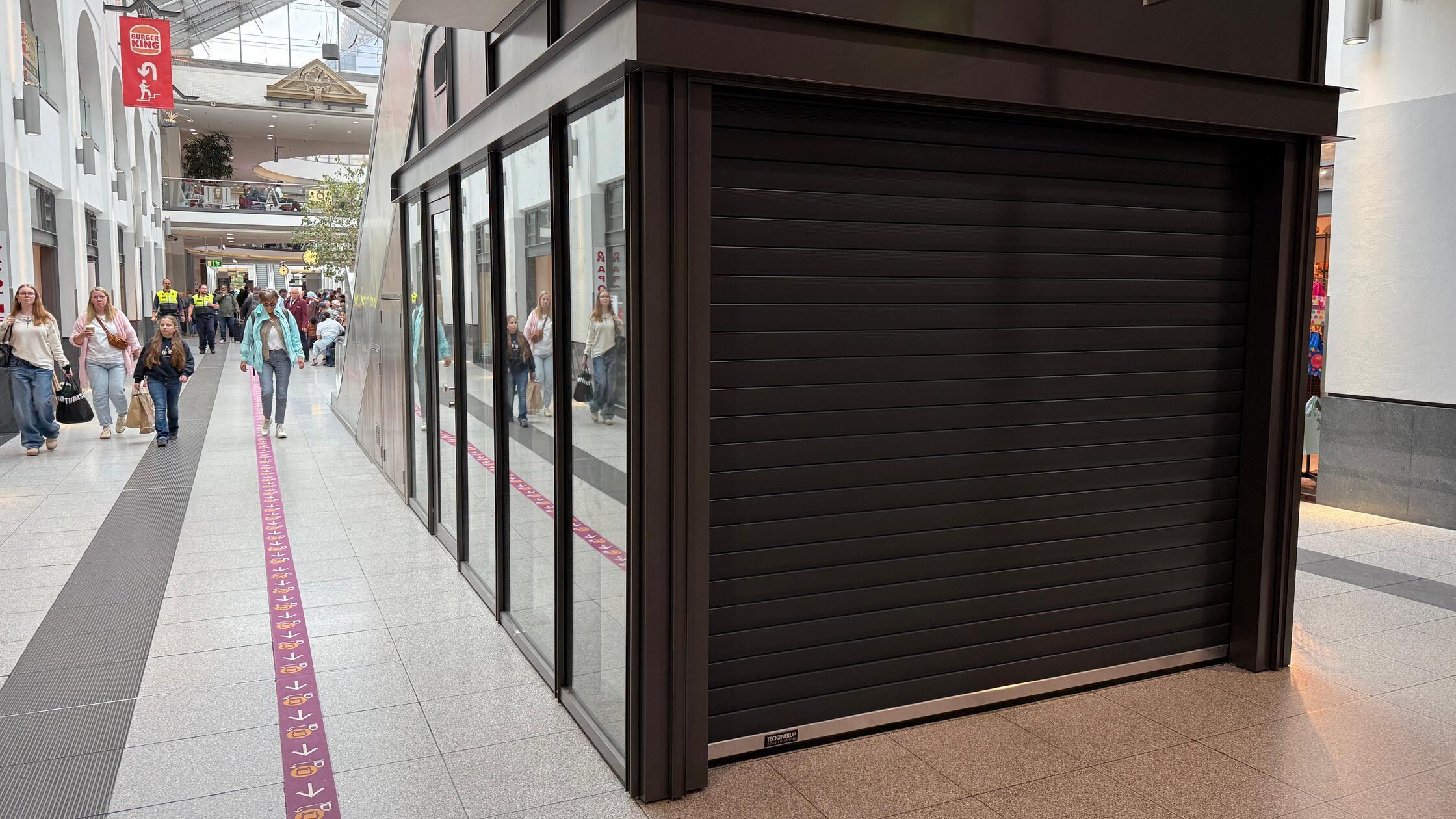 Under the escalator: Another pop-up for Nuremberg Central Station