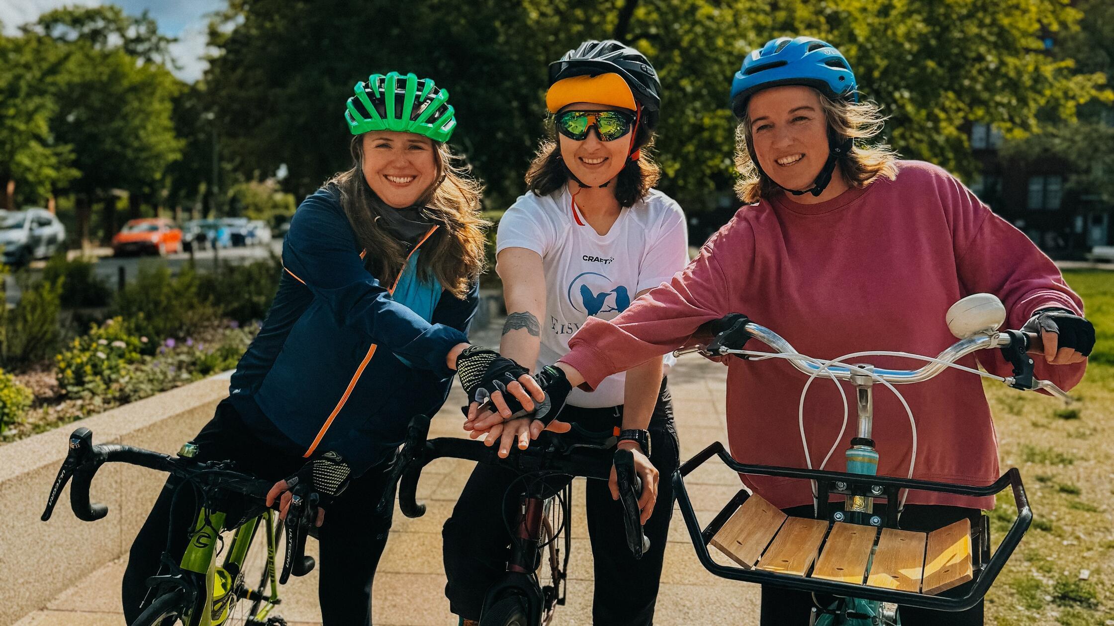 Bild_Hoffnungstour_Gruppe_Fahrrad_2