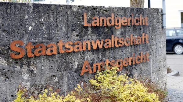 ARCHIV - 19.04.2023, Bayern, Traunstein: "Landgeri