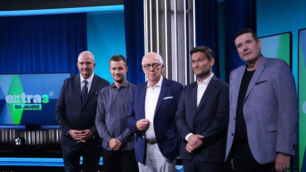 Christian Ehring (2.v.r.), Moderator von "Extra 3"