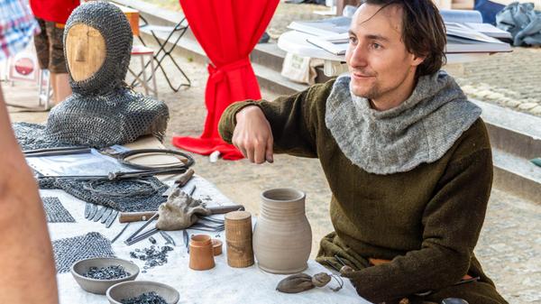 Beim 5. Erzählfest steht traditionelles Handwerk i
