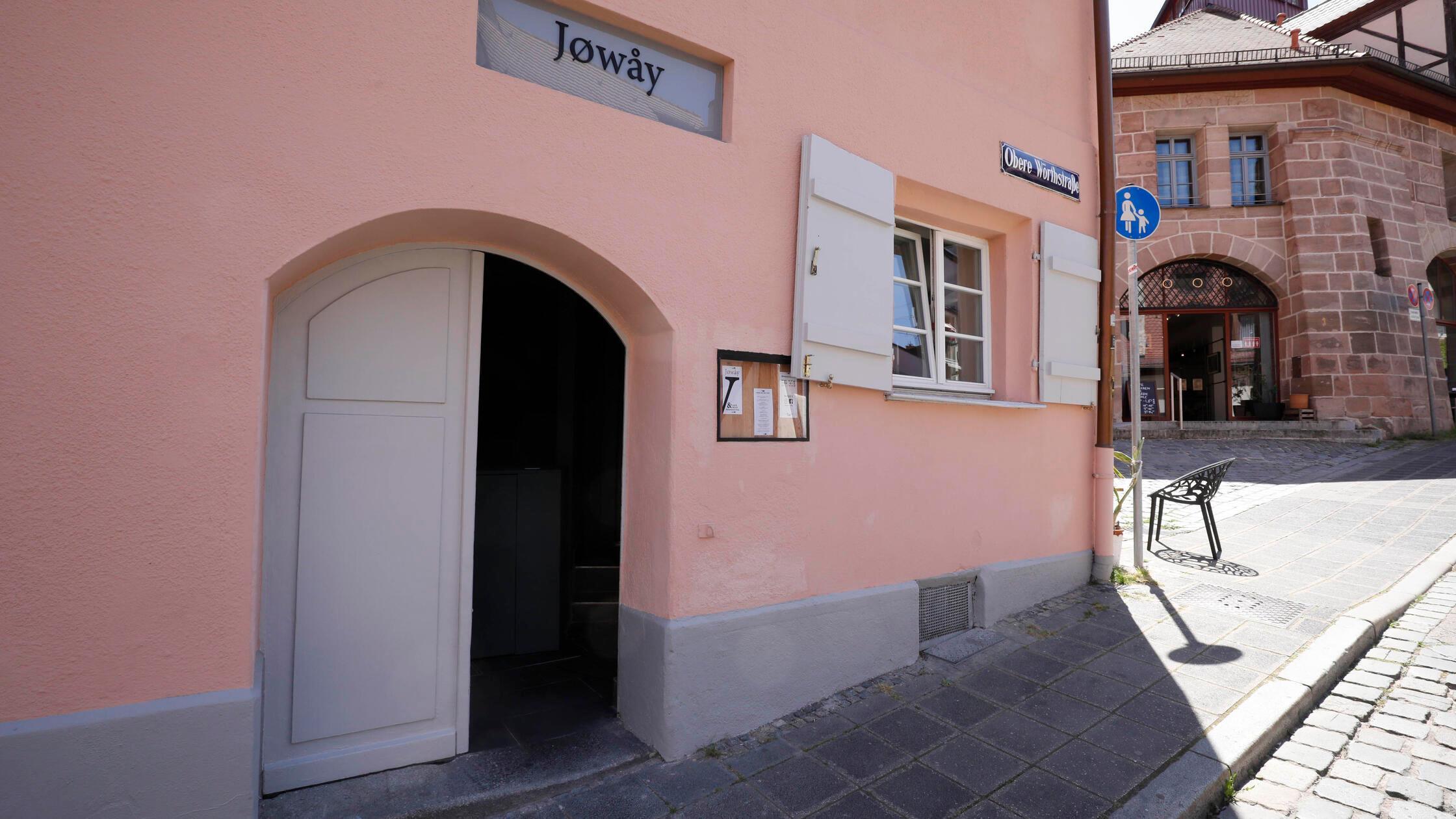 Joway_hip_020620_02.jpg