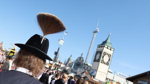 Das Münchner Oktoberfest (die „Wiesn“) gilt offiziell als das größte Volksfest der Welt.