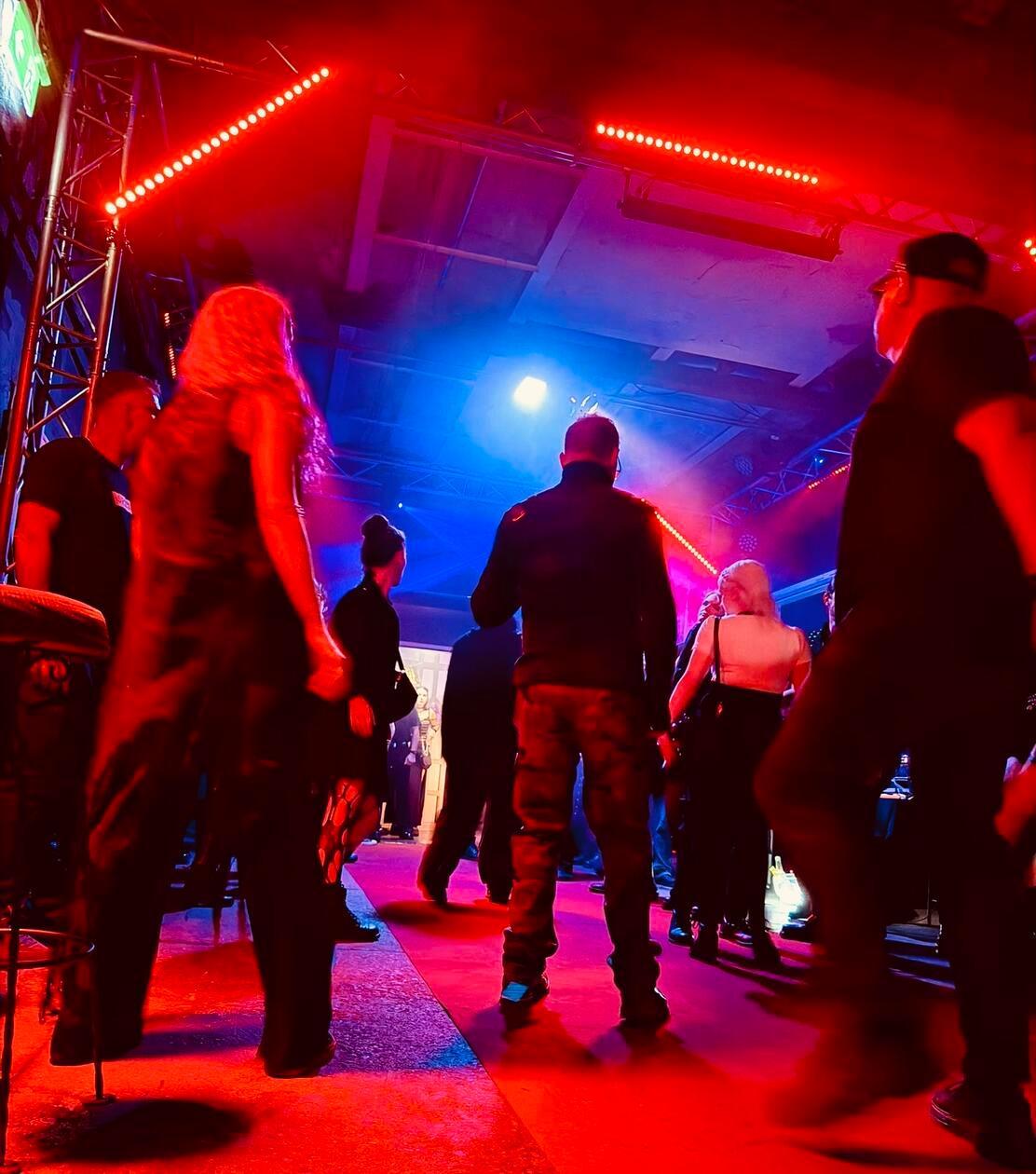 68 feste Helfer sorgten für den zügigen Neuanfang.