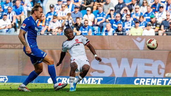 Der Youngster bedient Zoma, der frei vor Bernat cool bleibt und zum 0:1 vollstreckt.
