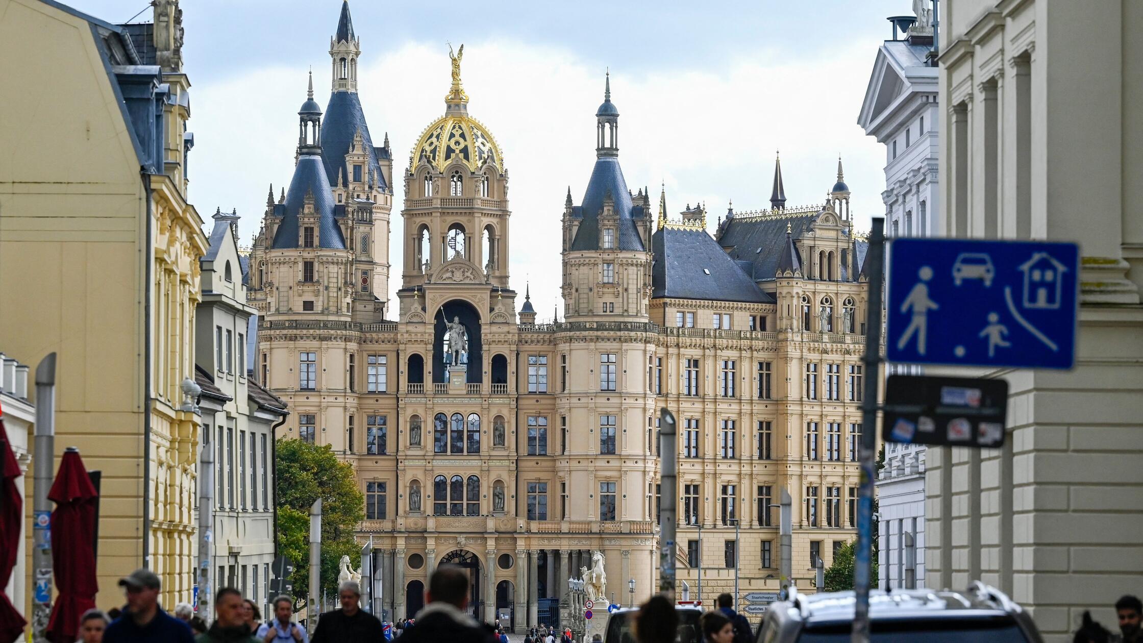 Ein Blick auf das Schweriner Schloss. Die Landtags