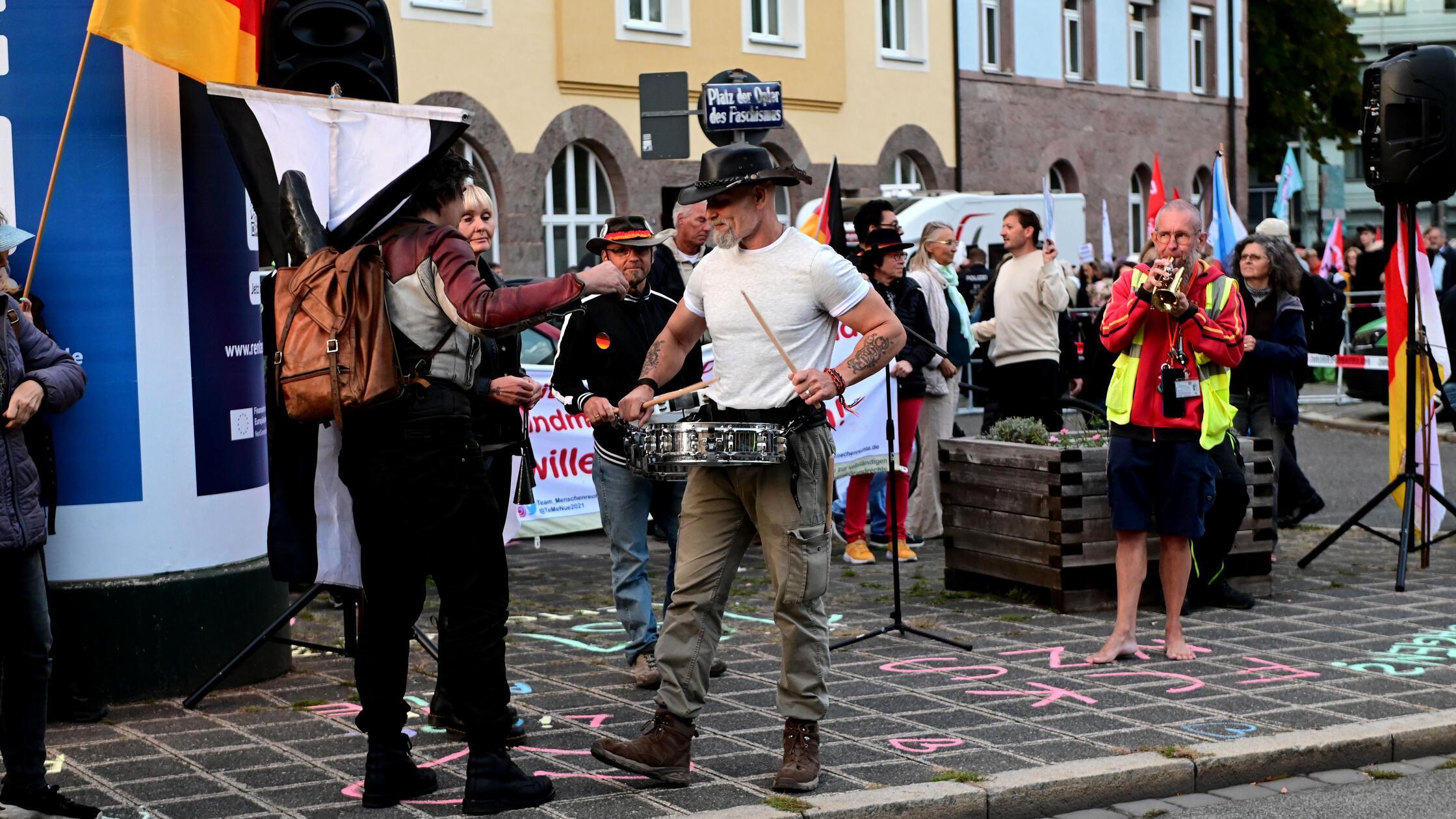 team-menschenrechte_hjw_210926_036