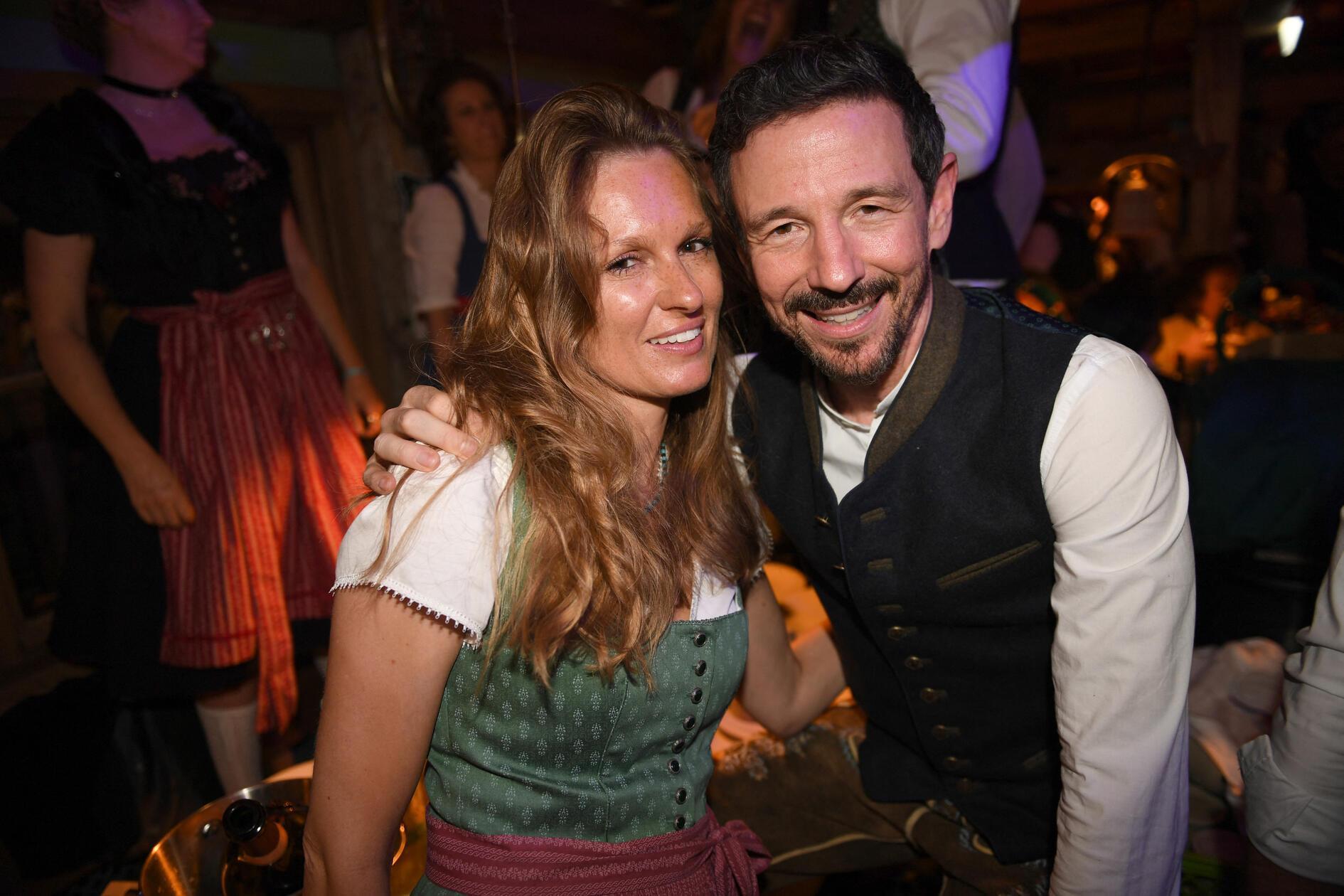 Filmproduzent Oliver Berben und Katrin Kraus am Eröffnungstag des Oktoberfestes.