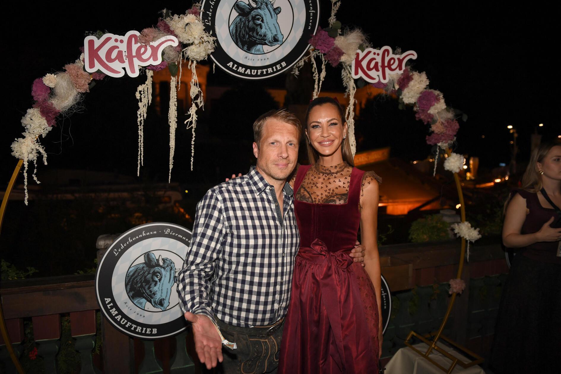 Oliver Pocher und seine Ex-Partnerin Alessandra Meyer-Wölden sind immer noch enge Freunde und feiern dementsprechend gemeinsam auf der Wiesn.