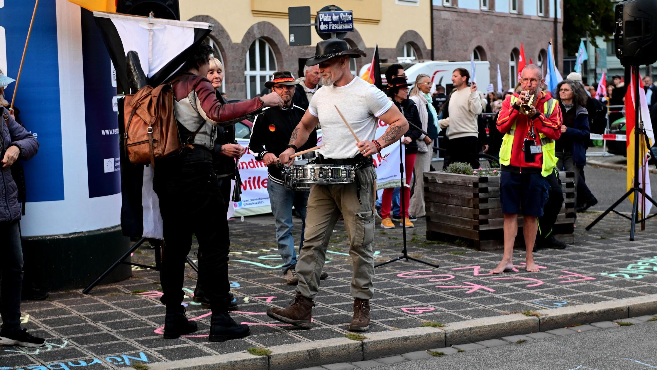 team-menschenrechte_hjw_210926_036